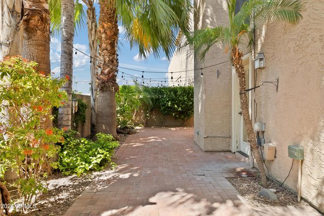 5812 N 12TH Street 17, Phoenix, AZ 85014