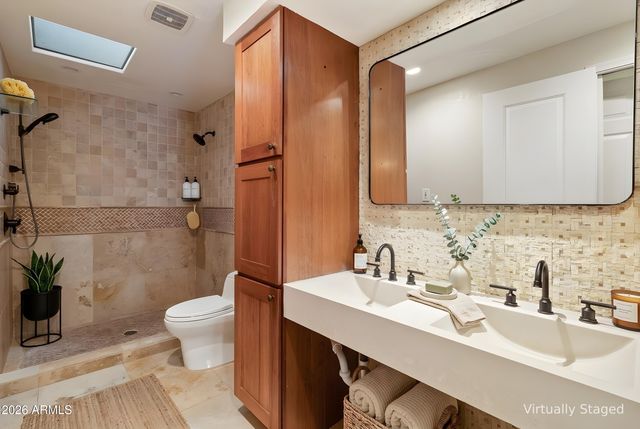 5812 N 12TH Street 17, Phoenix, AZ 85014