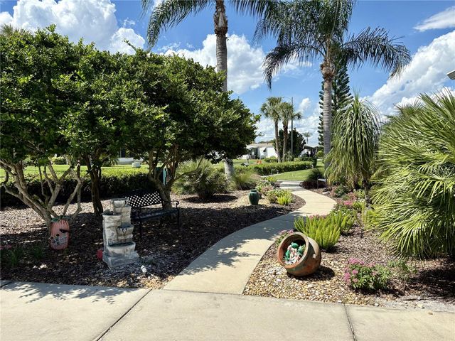 6081 SOUTHERN OAKS DRIVE SE, Winter Haven, FL 33884