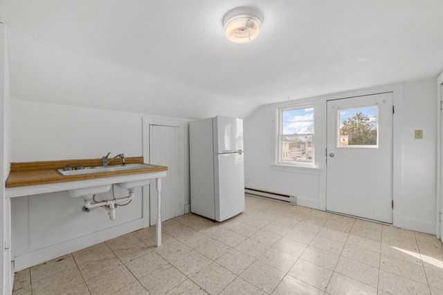 151 Edgewood LANE, West Bend, WI 53095