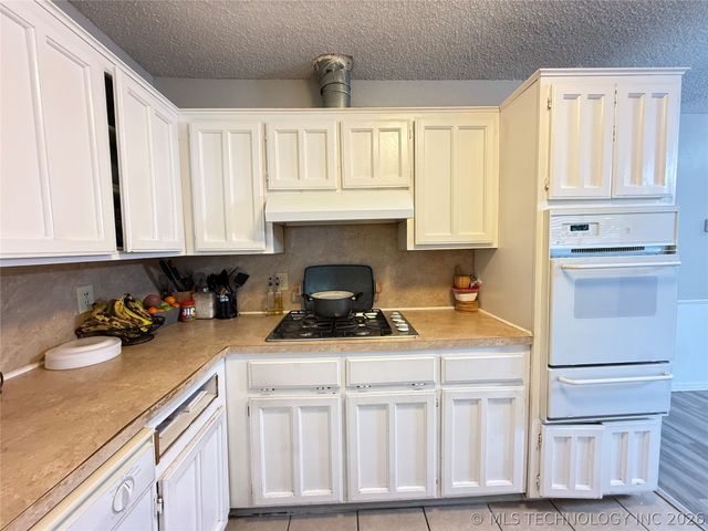 3236 S 140th East Avenue, Tulsa, OK 74134