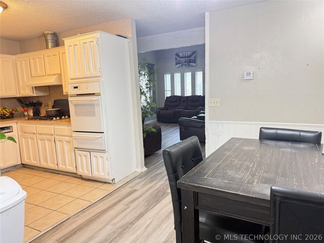3236 S 140th East Avenue, Tulsa, OK 74134
