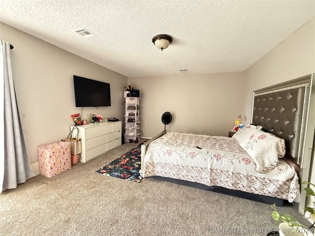 3236 S 140th East Avenue, Tulsa, OK 74134