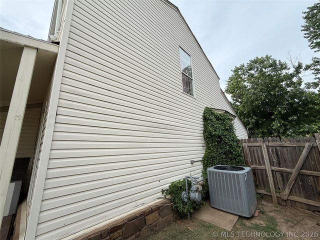 3236 S 140th East Avenue, Tulsa, OK 74134