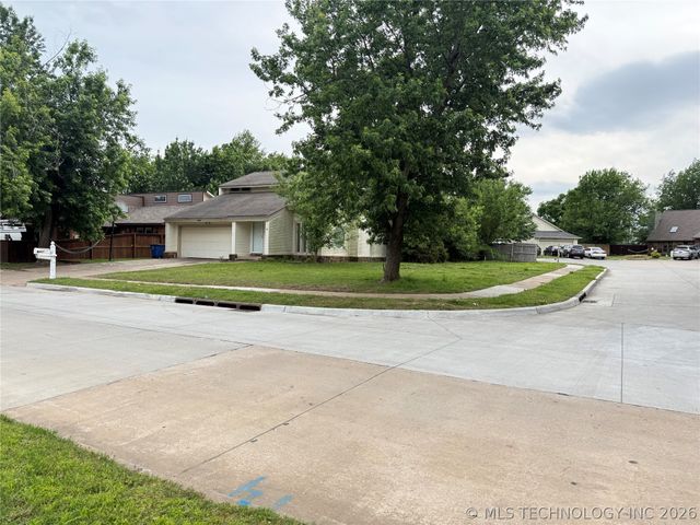 3236 S 140th East Avenue, Tulsa, OK 74134