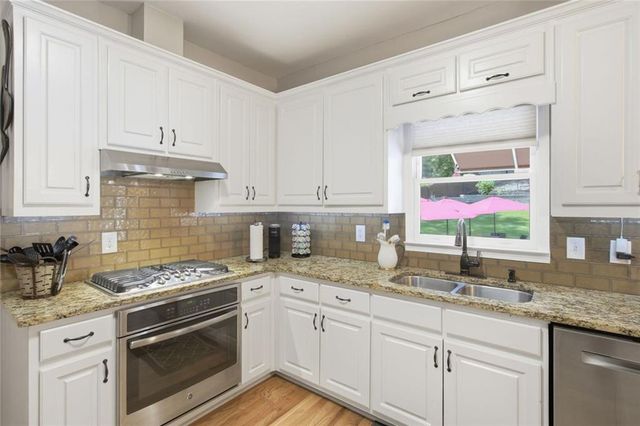 5817 Bayside Court, Buford, GA 30518