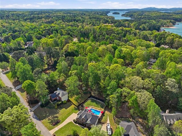 5817 Bayside Court, Buford, GA 30518