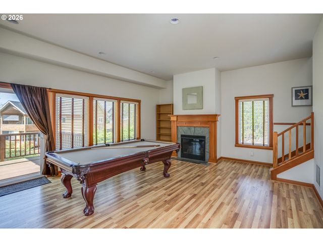 2165 SKYLINE Dr, Seaside, OR 97138