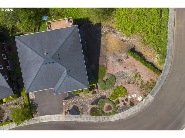 2165 SKYLINE Dr, Seaside, OR 97138