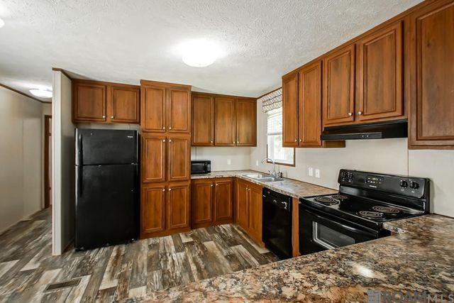 30780 Weiss Rd, Walker, LA 70785