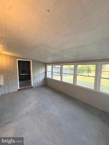 74 PLUMTREE LN, Willingboro, NJ 08046