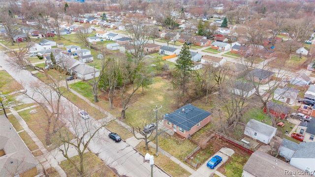 4630 S John Daly Street, Dearborn Heights, MI 48125
