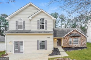7030 Mahogany Drive, Fairburn, GA 30213