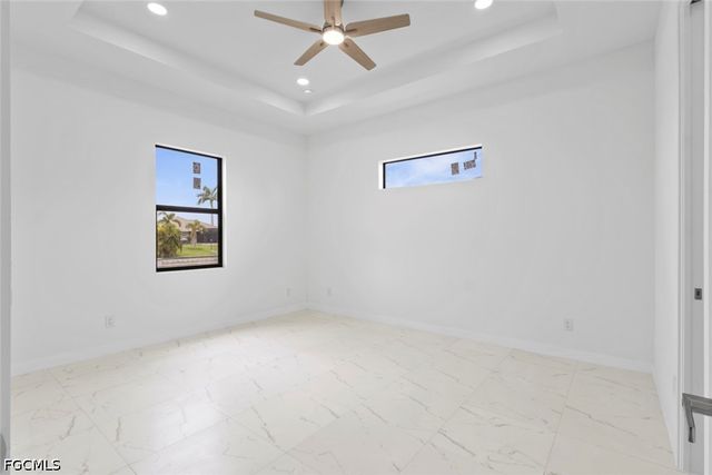 2130 NE 26th ST, Cape Coral, FL 33909