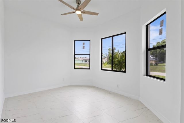 2130 NE 26th ST, Cape Coral, FL 33909