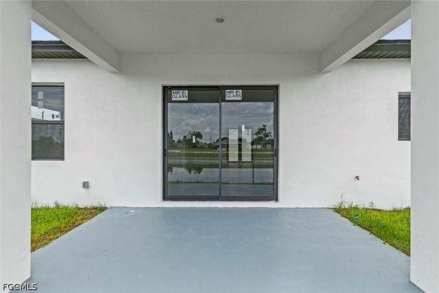 2130 NE 26th ST, Cape Coral, FL 33909