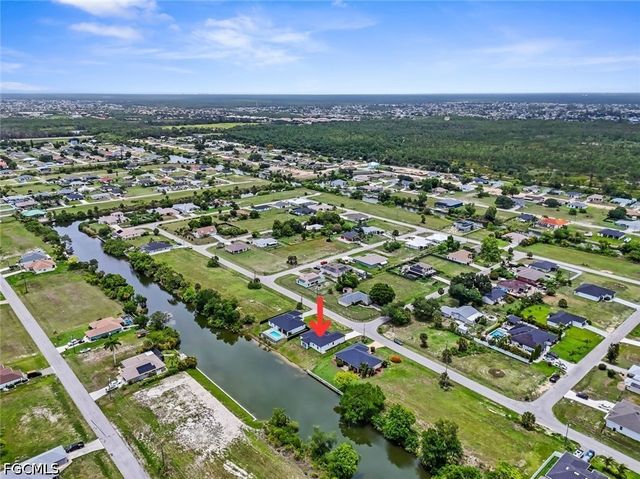 2130 NE 26th ST, Cape Coral, FL 33909
