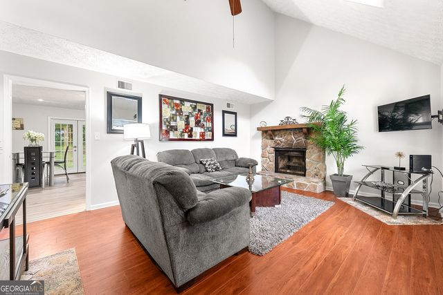 331 & 333 Booth Circle, Marietta, GA 30069