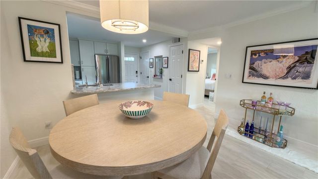 954 LA COSTA CIRCLE 1, Sarasota, FL 34237