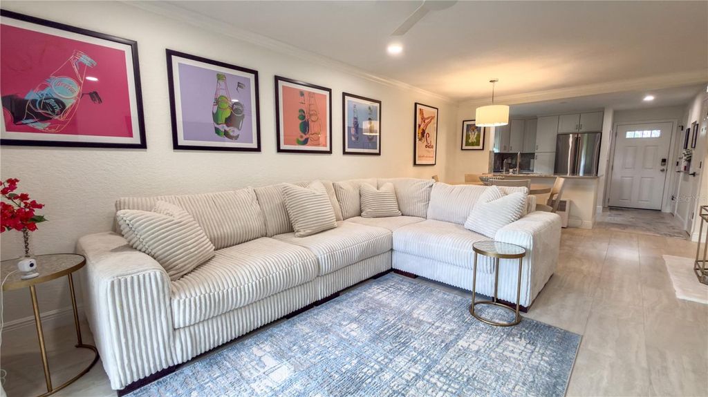 954 LA COSTA CIRCLE 1, Sarasota, FL 34237