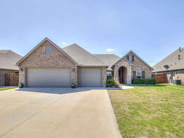 13040 E 137th Street N, Collinsville, OK 74021