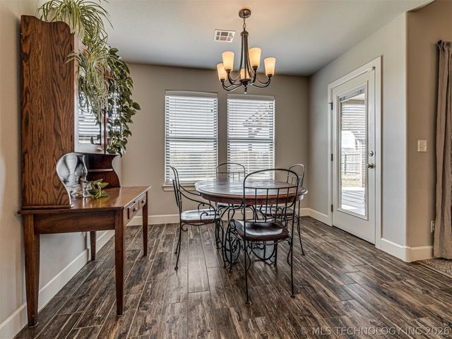13040 E 137th Street N, Collinsville, OK 74021