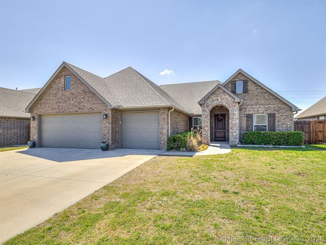 13040 E 137th Street N, Collinsville, OK 74021