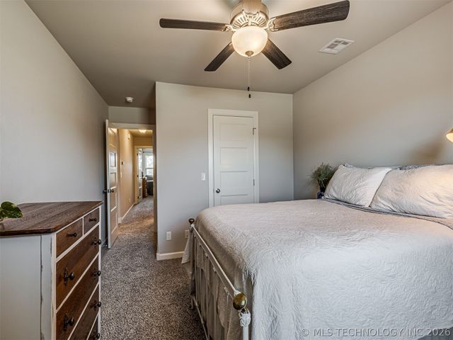 13040 E 137th Street N, Collinsville, OK 74021