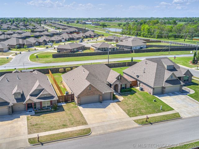 13040 E 137th Street N, Collinsville, OK 74021