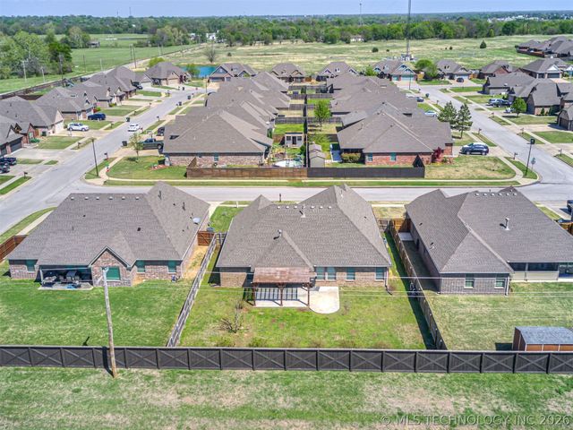 13040 E 137th Street N, Collinsville, OK 74021
