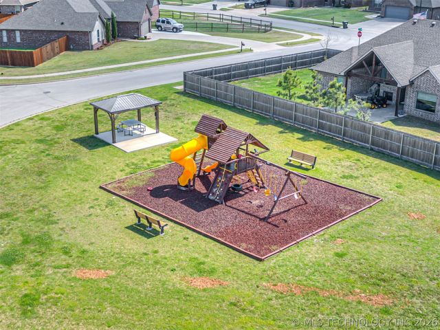 13040 E 137th Street N, Collinsville, OK 74021