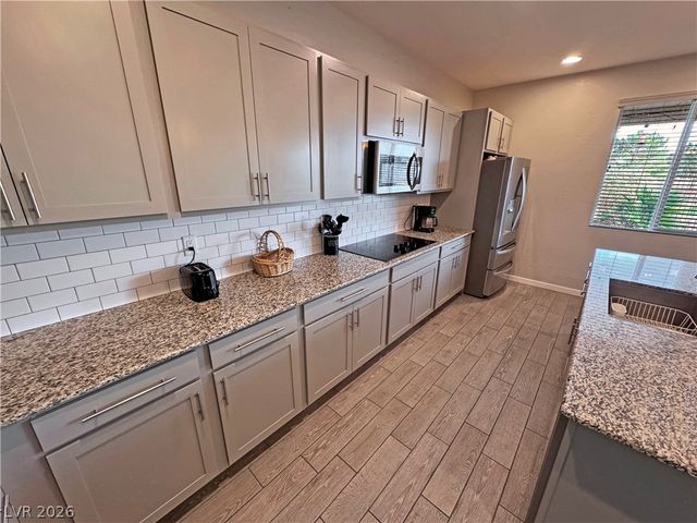 5119 East Long Leaf Court, Pahrump, NV 89061