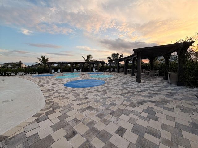 12422 SW Rimini Way, Port St. Lucie, FL 34987