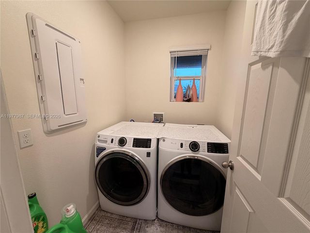 12422 SW Rimini Way, Port St. Lucie, FL 34987