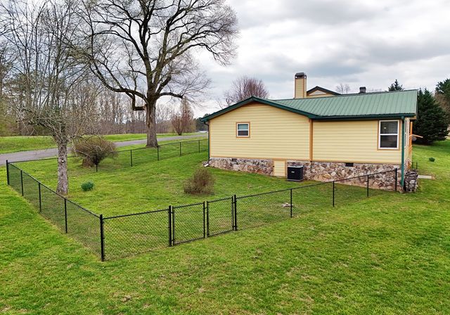 252 Dixie Drive, Blairsville, GA 30512