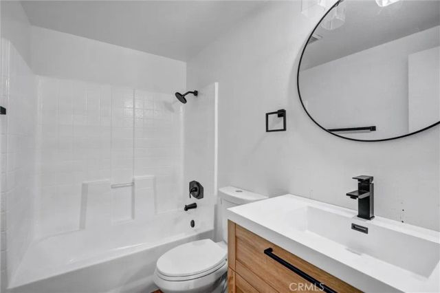 18108 Erik Court 588, Canyon Country, CA 91387