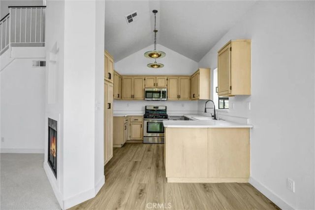 18108 Erik Court 588, Canyon Country, CA 91387