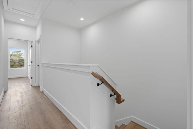 826 Curtin Street F, Houston, TX 77018