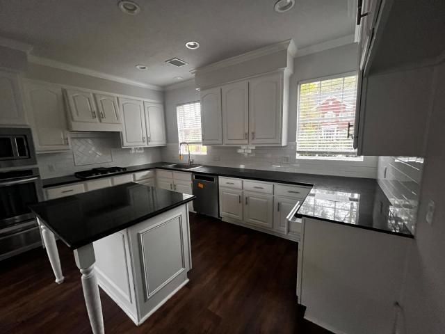 4311 Broadleaf Street, Houston, TX 77345