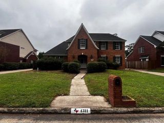 4311 Broadleaf Street, Houston, TX 77345