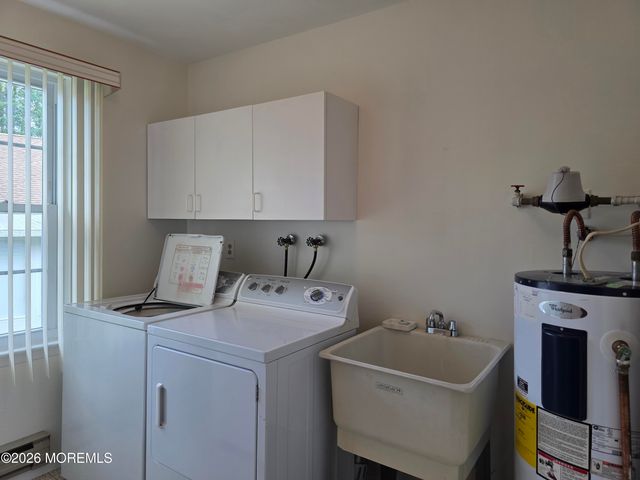 40 Birchwood Drive, Whiting, NJ 08759