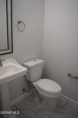 1103 Nickel Hill Avenue, Sunland Park, NM 88008