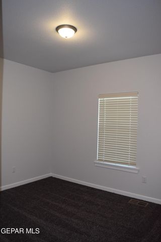 1103 Nickel Hill Avenue, Sunland Park, NM 88008