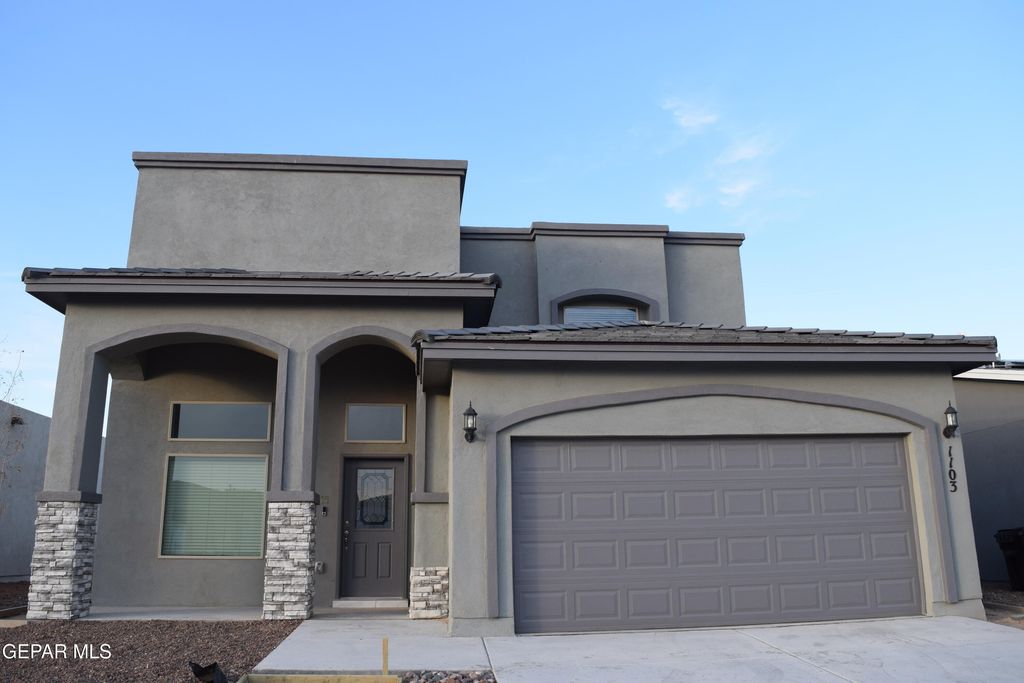 1103 Nickel Hill Avenue, Sunland Park, NM 88008