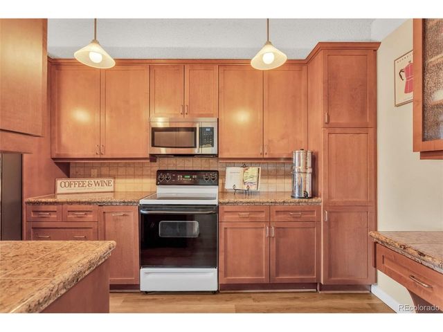 7877 E Mississippi Ave 301, Denver, CO 80247