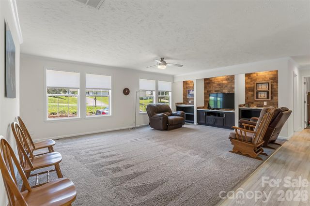 1940 Eastbrook Circle, Morganton, NC 28655