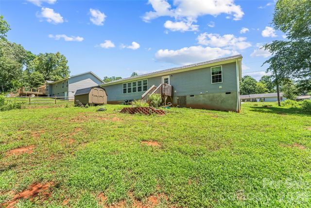 1940 Eastbrook Circle, Morganton, NC 28655