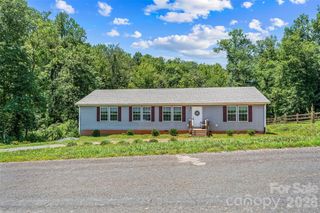 1940 Eastbrook Circle, Morganton, NC 28655