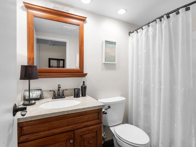 3815 W Twin LANE, Two Rivers, WI 54241