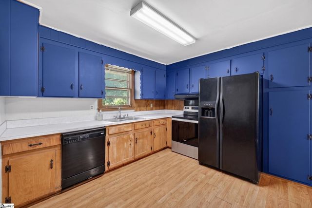 112 Michael Drive, Piedmont, SC 29673